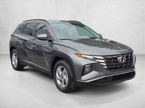 Used 2023 Hyundai Tucson SEL FWD image 3