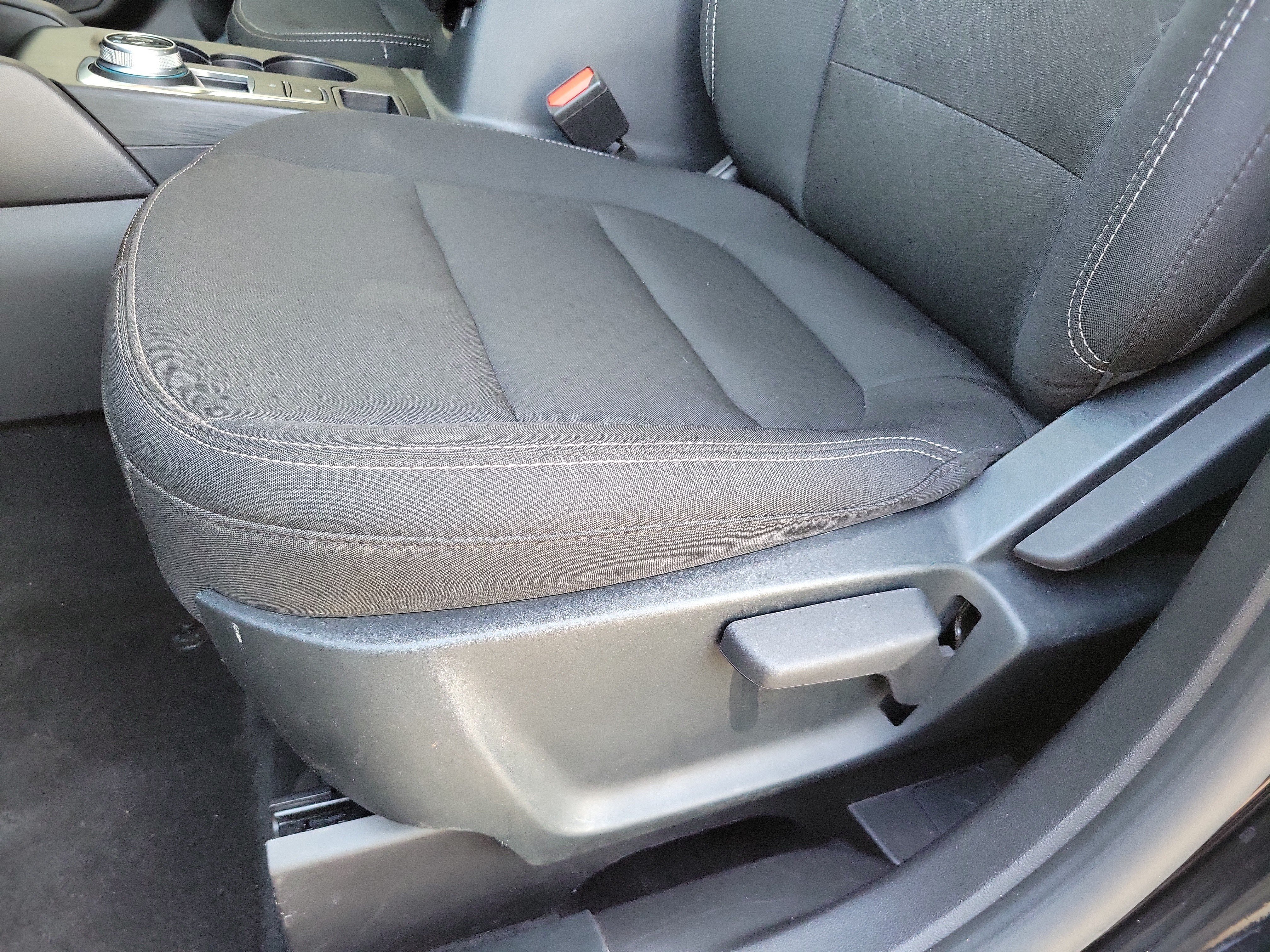Used 2025 Ford Escape Active w/ Tech Pack #1 FWD image 10