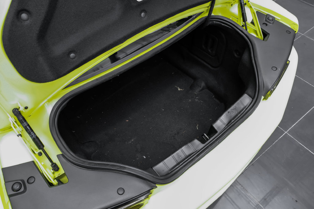 Used 2019 Chevrolet Camaro SS RWD image 44