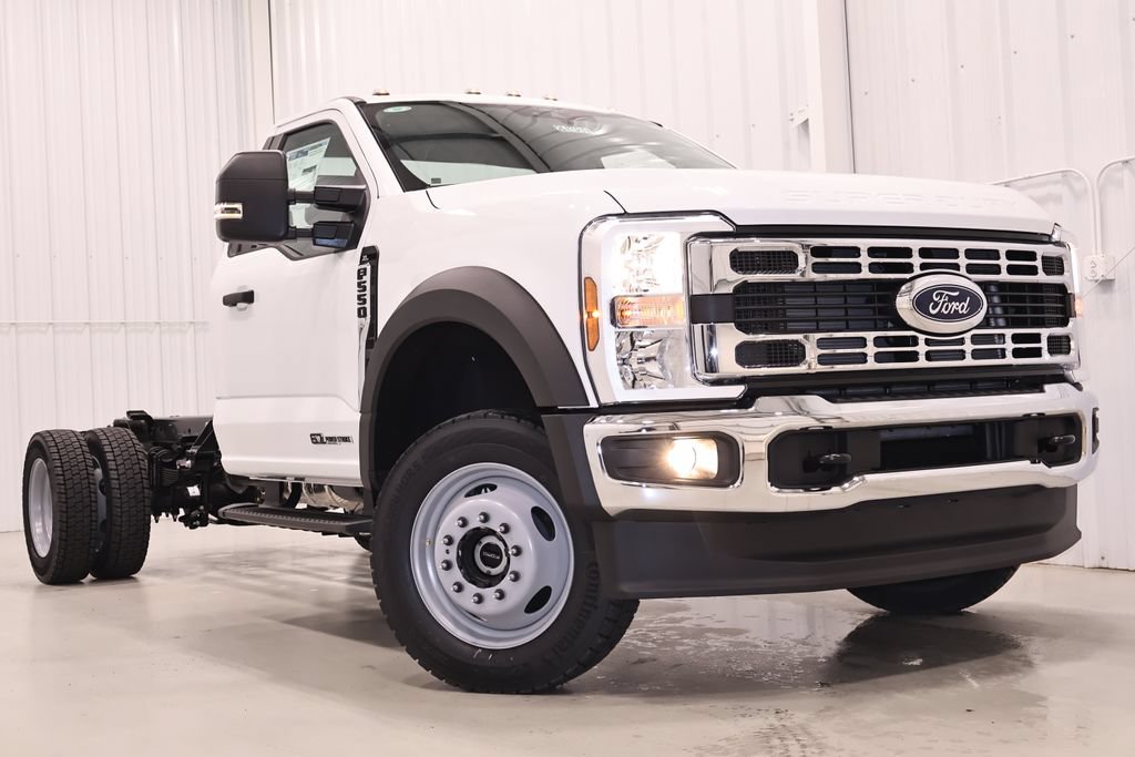 New 2026 Ford F550 4x4 Regular Cab Super Duty image 25