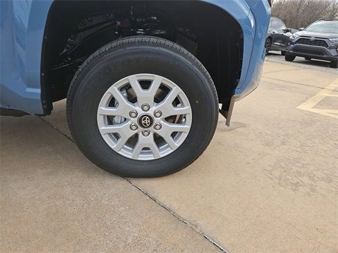 New 2026 Toyota Tacoma SR5 image 9