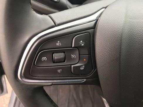 Used 2024 Buick Envista Preferred w/ Convenience I Package FWD image 17
