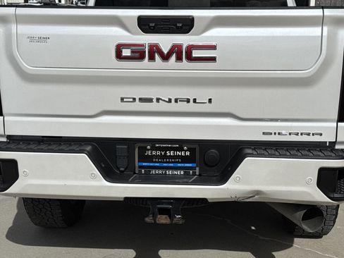 Used 2023 GMC Sierra 3500 Denali w/ Denali Ultimate Package image 13