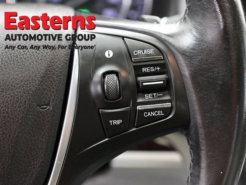 Used 2017 Acura TLX FWD image 16