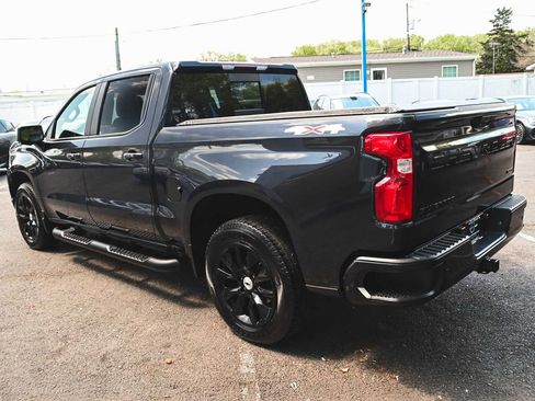 Used 2023 Chevrolet Silverado 1500 RST w/ Convenience Package II AWD/4WD image 4