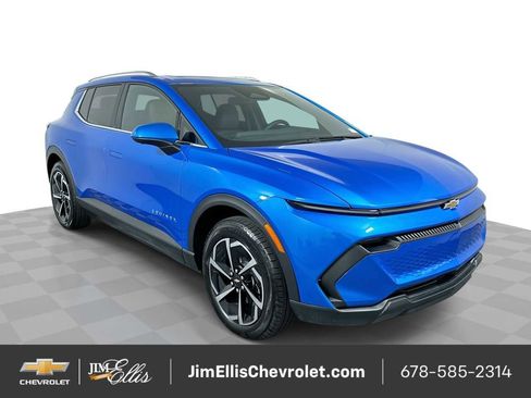 New 2026 Chevrolet Equinox EV LT image 2