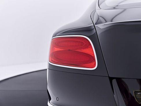Used 2016 Bentley Continental GT AWD/4WD image 25