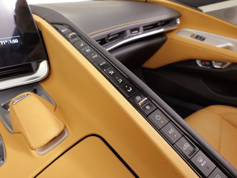 Used 2020 Chevrolet Corvette Stingray Preferred Cpe w/ 2LT Preferred Equipment Group RWD image 54