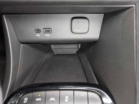 Used 2024 Buick Encore GX Preferred image 30