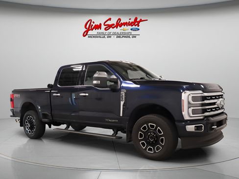 Used 2024 Ford F250 Platinum AWD/4WD image 2