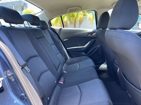 Used 2016 MAZDA MAZDA3 i Sport w/ Preferred Equipment Package FWD image 23