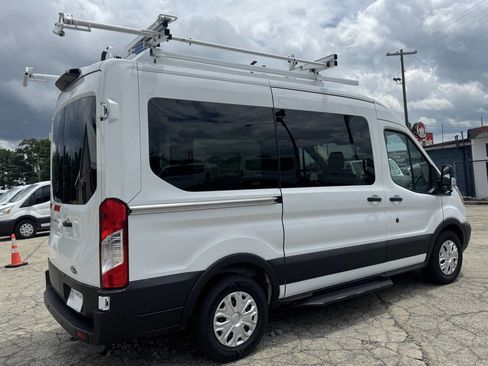 Used 2019 Ford Transit 150 XLT image 7