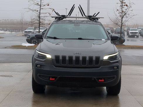 Used 2020 Jeep Cherokee Trailhawk w/ Cold Weather Group image 12