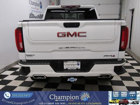 Used 2025 GMC Sierra 1500 AT4 w/ AT4 Premium Package AWD/4WD image 19