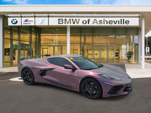 Used 2022 Chevrolet Corvette Stingray Preferred Cpe w/ Z51 Performance Package RWD image 1