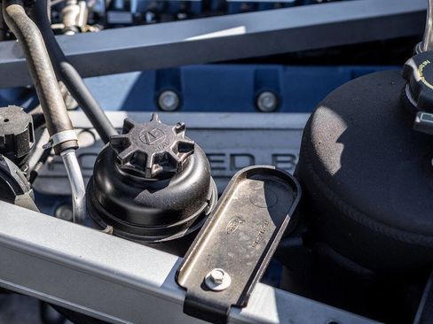 Used 2006 Ford GT image 59