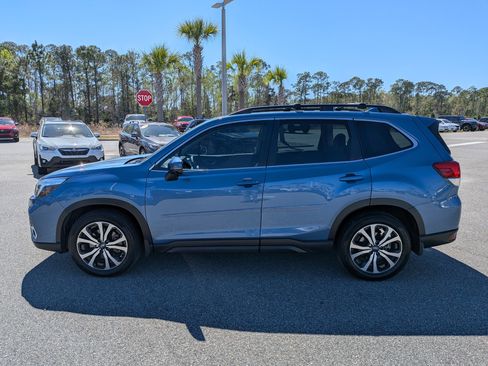 Used 2020 Subaru Forester Limited image 7