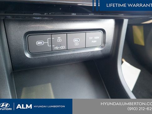 New 2026 Hyundai Tucson Blue SE image 25