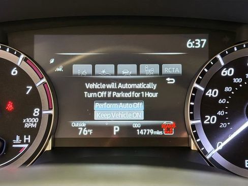 Certified 2025 Toyota Highlander XLE FWD image 12