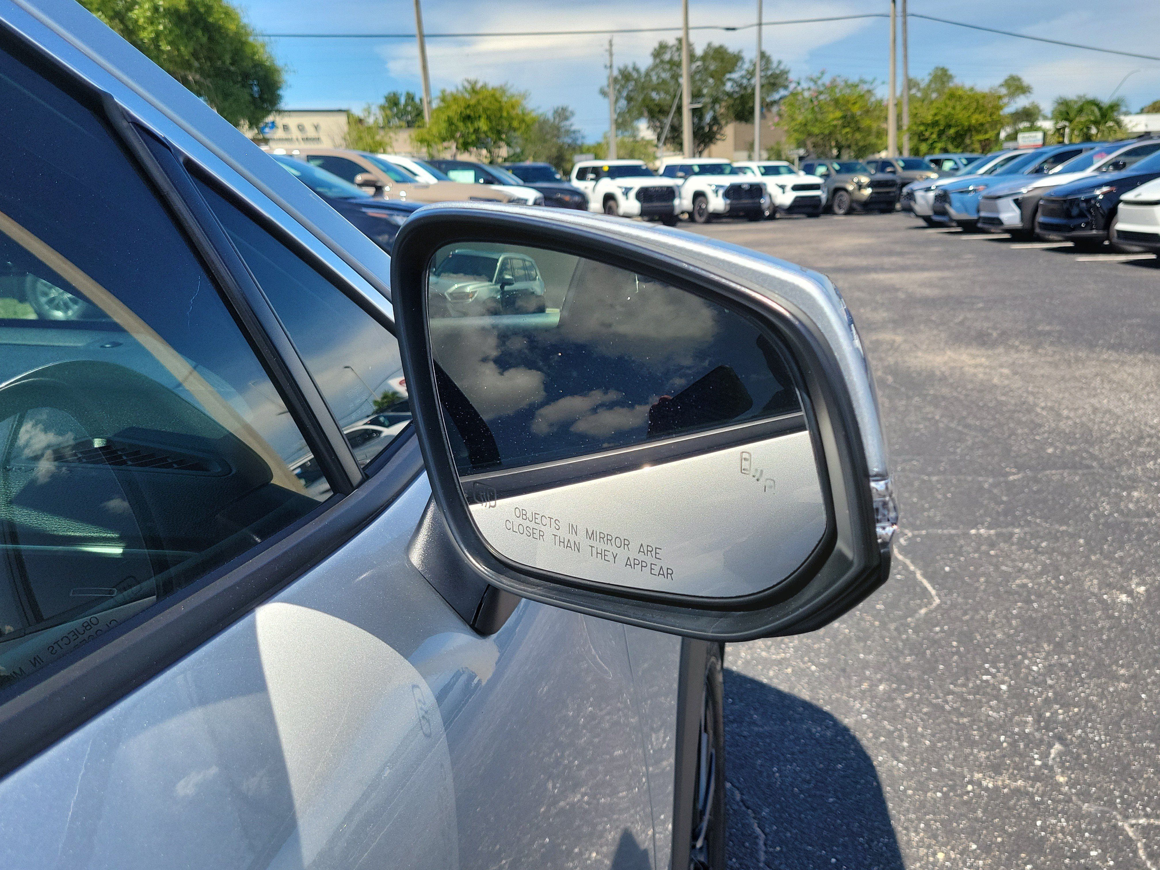 Used 2024 Toyota Corolla Cross AWD Hybrid w/ Convenience Package image 12