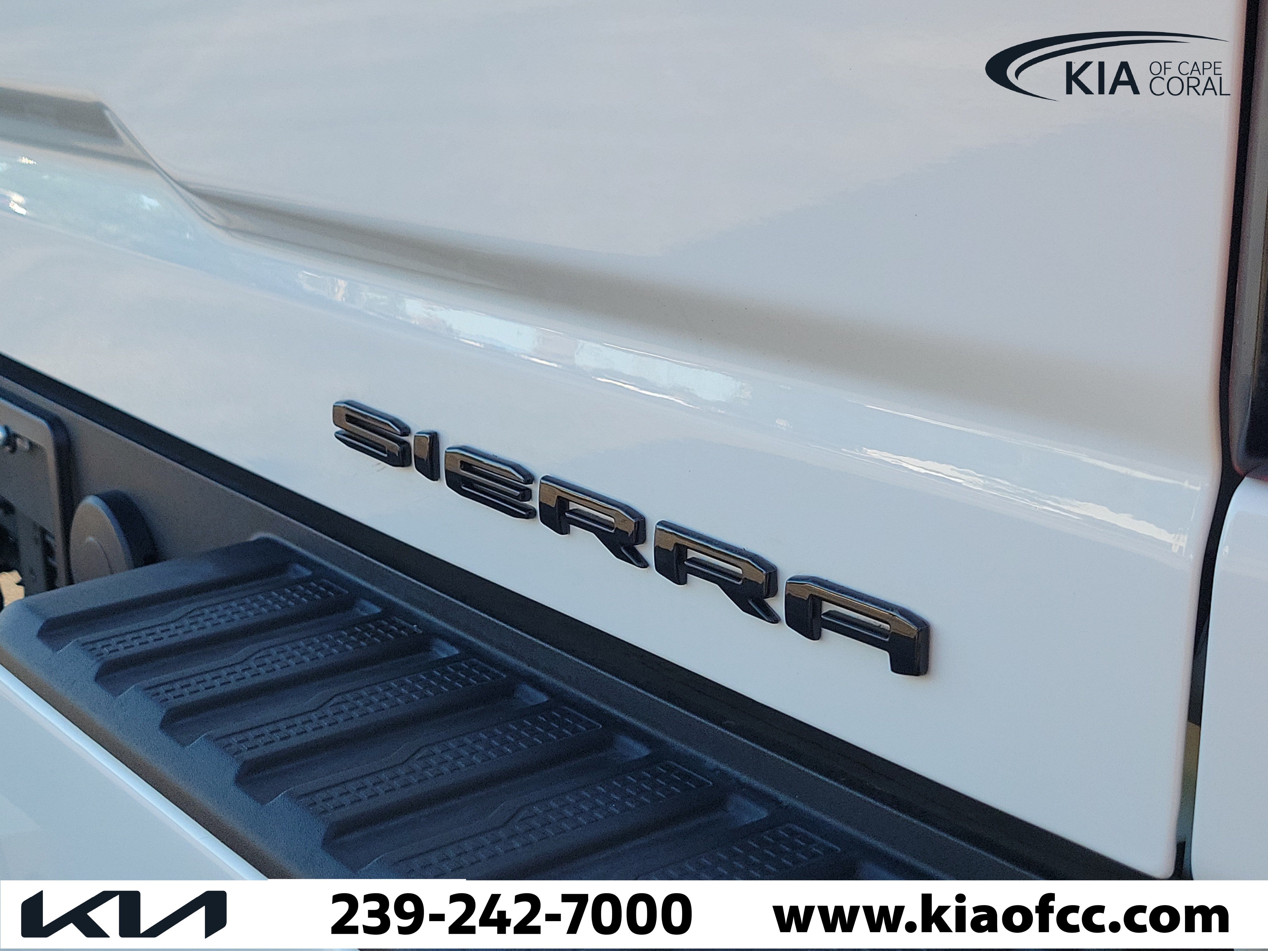 Used 2025 GMC Sierra 2500 Denali Ultimate AWD/4WD image 10
