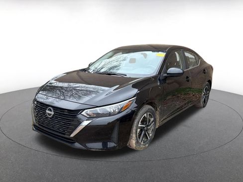 Used 2025 Nissan Sentra SV image 7