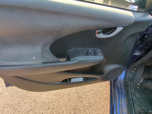 Used 2013 Honda Fit image 8