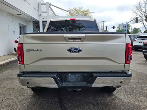 Used 2017 Ford F150 Lariat w/ Equipment Group 501A Mid AWD/4WD image 4