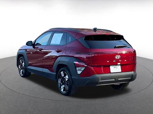 Used 2025 Hyundai Kona SEL image 11