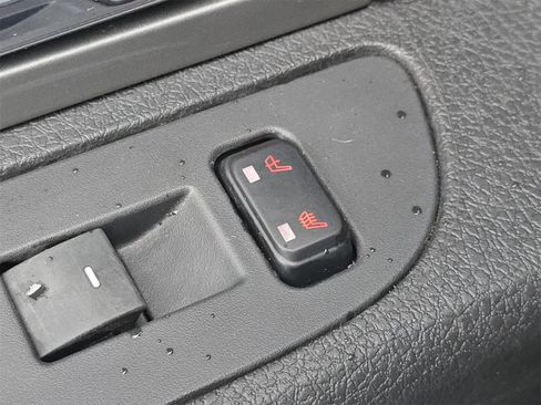 Used 2012 Ford F150 Platinum image 16