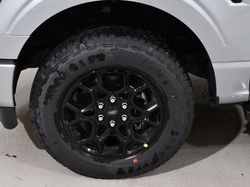 New 2026 Ford F150 XLT w/ XLT Black Appearance Package AWD/4WD image 23