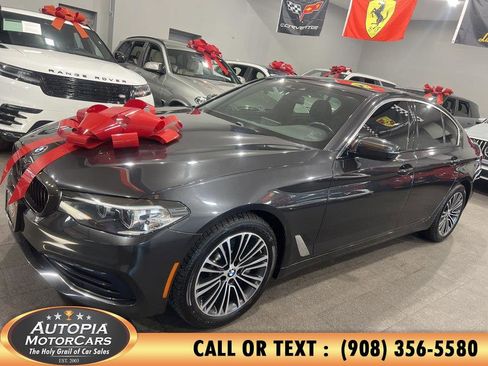 Used 2020 BMW 530i xDrive w/ Convenience Package image 2