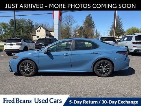 Used 2023 Toyota Camry SE w/ Cold Weather Package image 4
