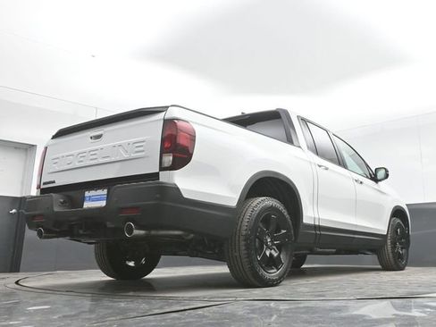New 2026 Honda Ridgeline Black Edition image 48