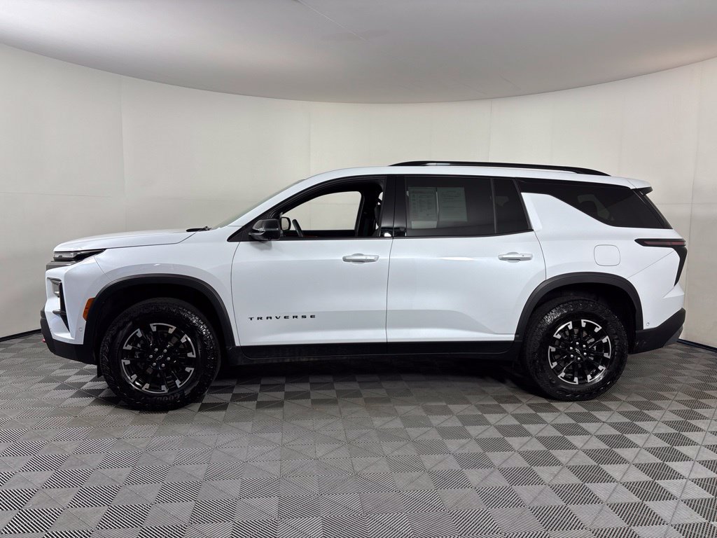 Certified 2026 Chevrolet Traverse Z71 w/ Enhanced Driving Package AWD/4WD image 8