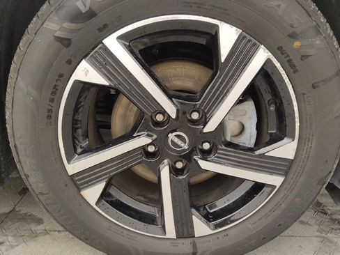 Used 2024 Nissan Sentra SV FWD image 31