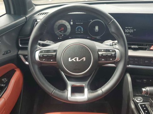 Used 2024 Kia Sportage SX FWD image 11
