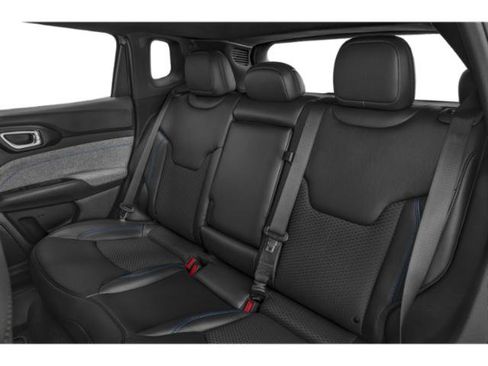 Certified 2023 Jeep Compass Limited AWD/4WD image 13