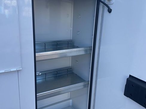 New 2025 Chevrolet Express 3500 Work Van w/ Power Convenience Package image 31