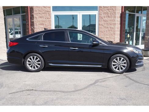 Used 2016 Hyundai Sonata Limited FWD image 6