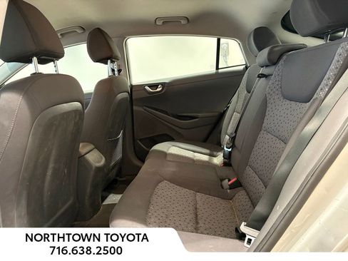 Used 2019 Hyundai Ioniq Electric image 14