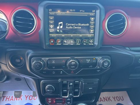 Certified 2022 Jeep Gladiator Rubicon AWD/4WD image 22