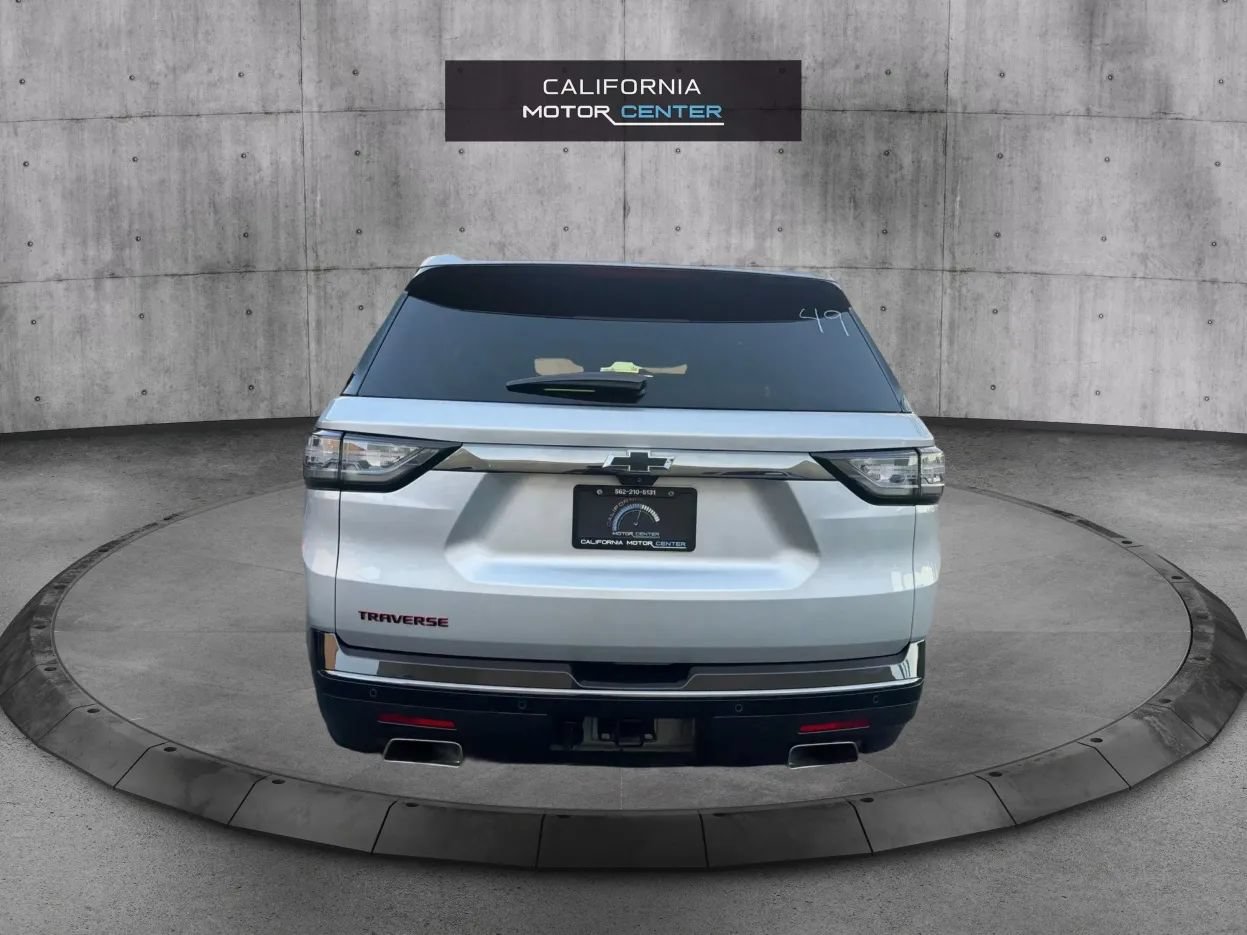 Used 2018 Chevrolet Traverse Premier w/ Redline Edition FWD image 6