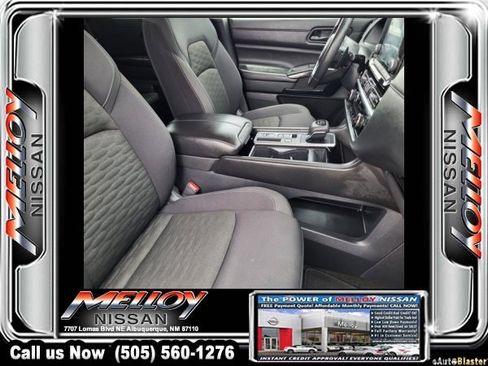 Certified 2025 Nissan Pathfinder SV FWD image 9