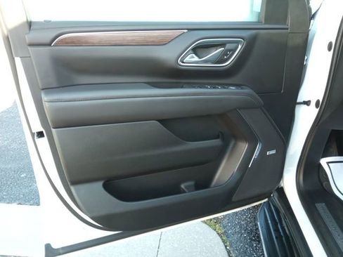 Used 2023 Chevrolet Tahoe High Country w/ Advanced Technology Package image 25