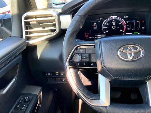 Used 2023 Toyota Tundra Limited AWD/4WD image 24