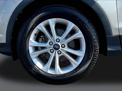 Used 2018 Ford Escape SEL image 36