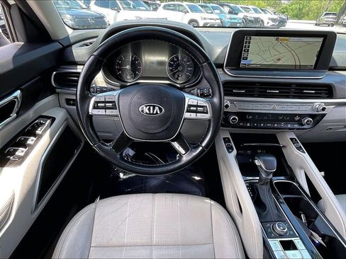 Used 2020 Kia Telluride EX w/ Towing Package AWD/4WD image 17