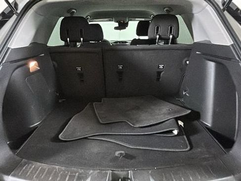 Used 2023 Chevrolet TrailBlazer LT FWD image 28