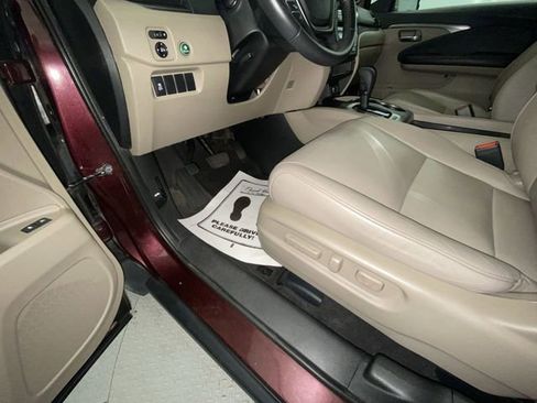 Used 2017 Honda Pilot EX-L image 12